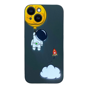 iPhone 14 Aydaki Astronot Siyah Silikon Kılıf