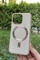 Dış Çekim Ön Yüz iPhone 13 Pro Krem Deri MagSafe Kılıf