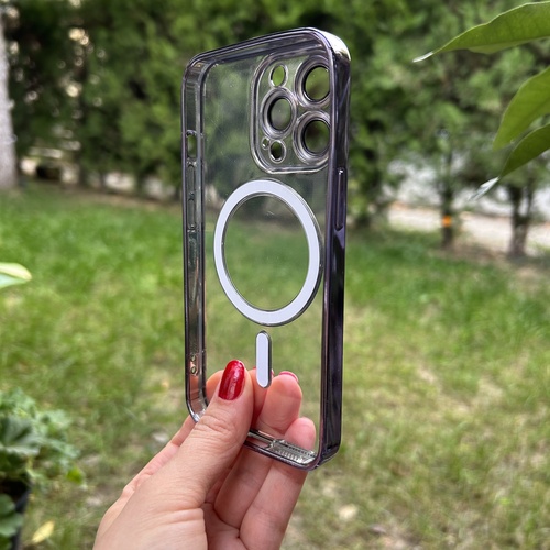 Dış Çekim Arka Yüz iPhone 13 Pro Gümüş Parlak Kenarlı MagSafe Kılıf