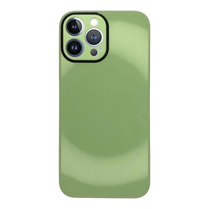 iPhone 13 Pro Max Yeşil Prizma Desenli Cam Görünümlü Kılıf