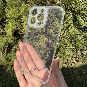 iPhone 13 Pro Taşlı Lens Korumalı Şeffaf Kılıf