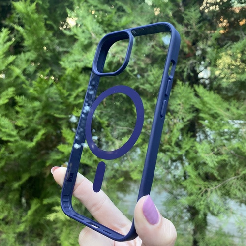 Dış Çekim Ön Yüz iPhone 15 Lacivert Çerçeveli MagSafe Kılıf