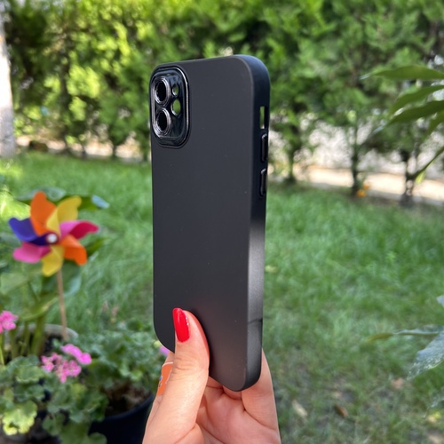 Dış Çekim Ön Yüz İphone 11 Siyah Metal Kamera Korumalı Silikon Kılıf