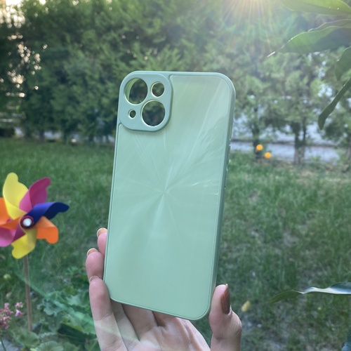 Dış Çekim Ön Yüz iPhone 14 Yeşil Prizma Desenli Cam Görünümlü Kılıf