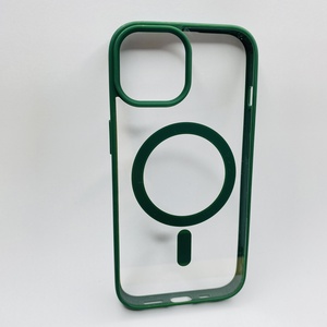 iPhone 15 Yeşil Çerçeveli MagSafe Kılıf