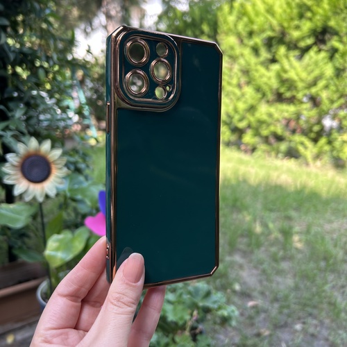 Dış Çekim Ön Yüz iPhone 13 Pro Max Kamera Korumalı Altın Renkli Yeşil Silikon Kılıf